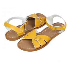 Kids' Salt Water Classic Sandals Mustard | 71HFVLWMN