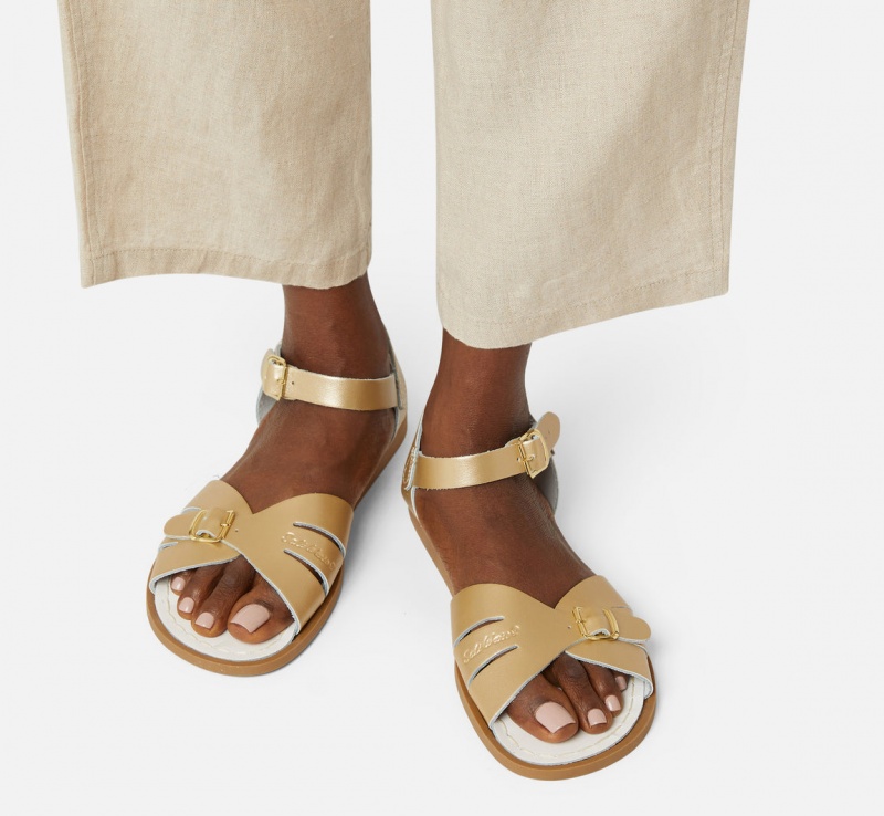 Women's Salt Water Classic Sandals Gold | 67AEGHZUY