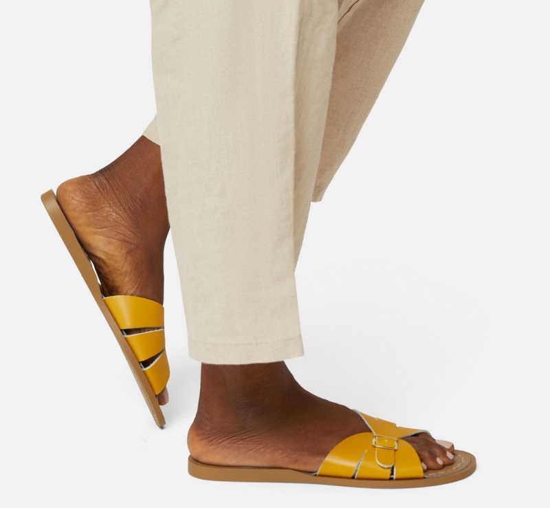 Women's Salt Water Classic Sandals Mustard | 34TLQIUEO