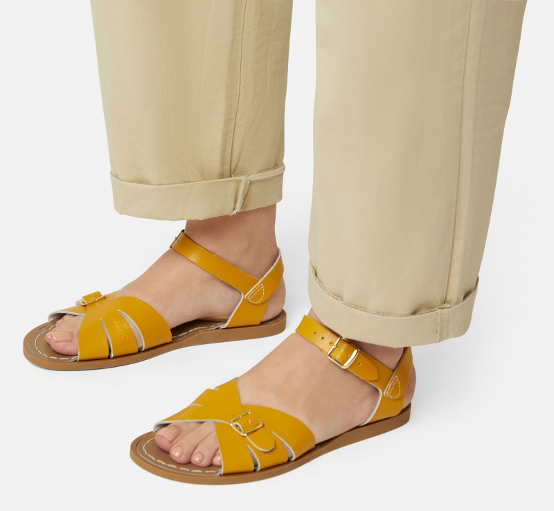 Women's Salt Water Classic Sandals Mustard | 04UAQTRWO