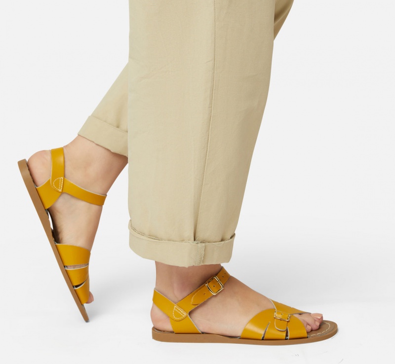 Women's Salt Water Classic Sandals Mustard | 04UAQTRWO