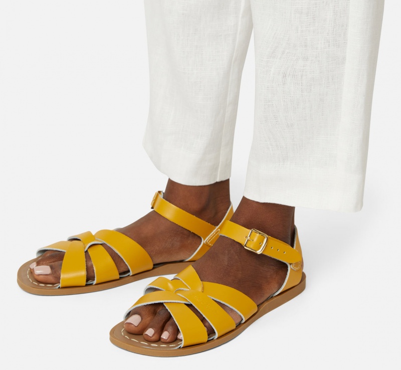 Women's Salt Water Original Sandals Mustard | 27PWTHIJQ