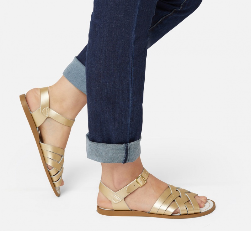 Women's Salt Water Retro Sandals Gold | 98YDHNWVU